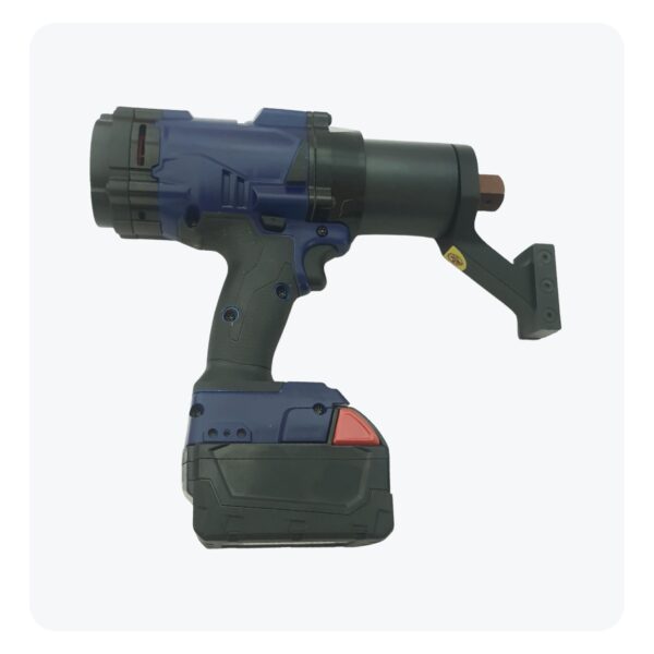 AT-05 - Image 2